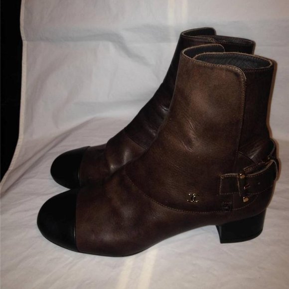 CHANEL 13B Brown Leather Patent Cap Toe Buckled Ankle Bootie Boots Shoes - Picture 7 of 9
